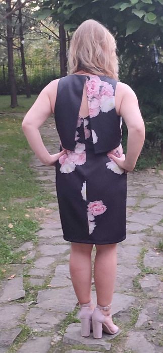 Elegancka sukienka ciążowa Asos 36