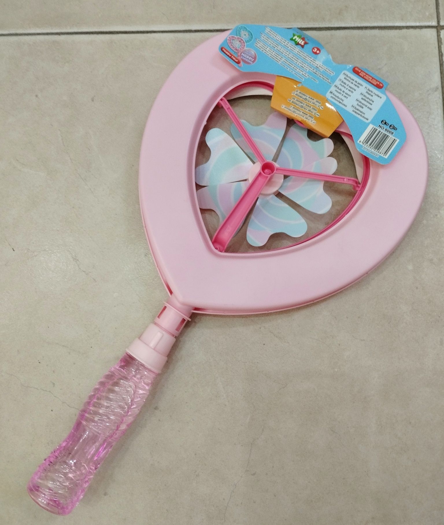 Brinquedo de fazer bolas de sabão novo