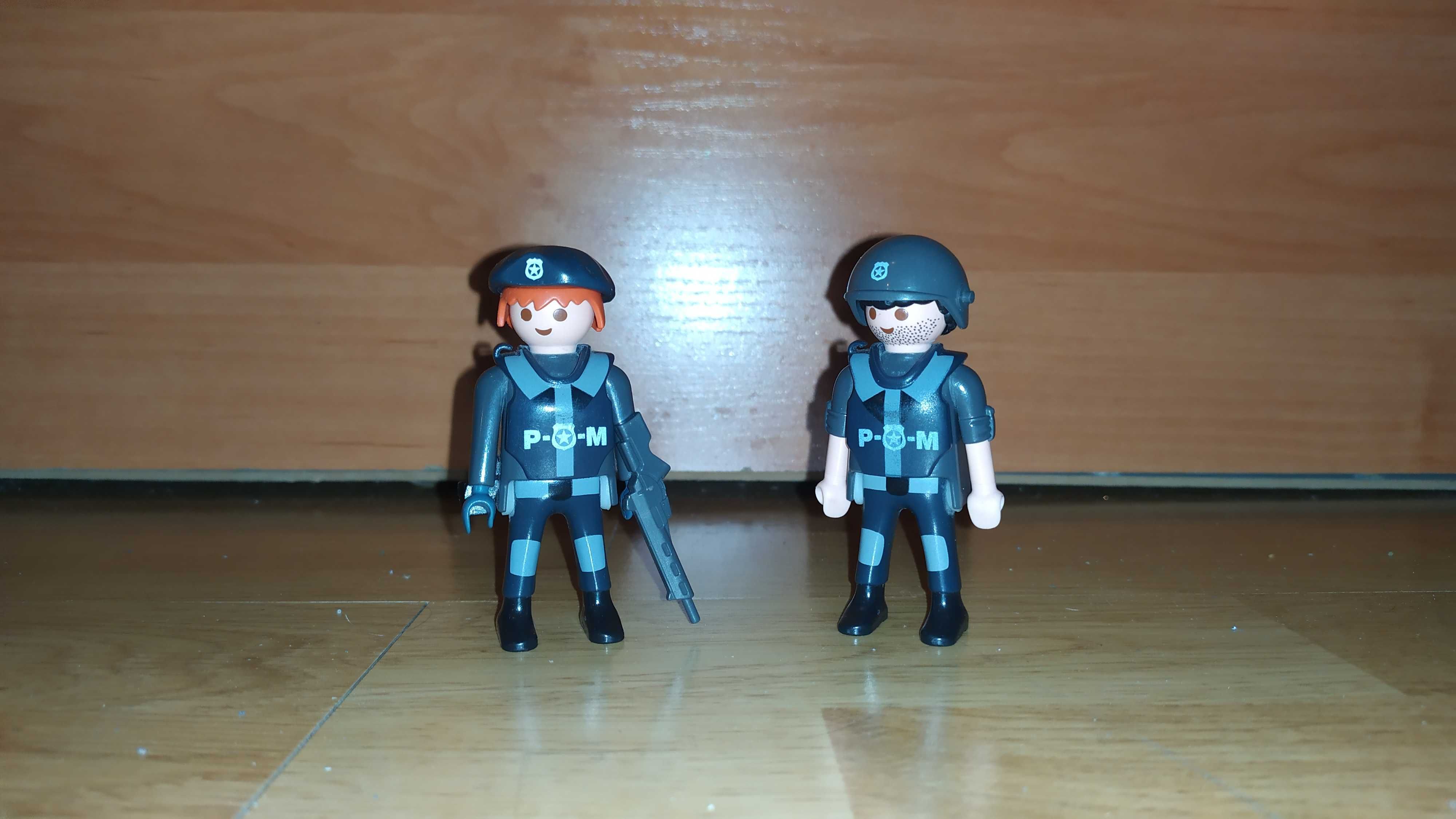 Playmobil figurki policji.