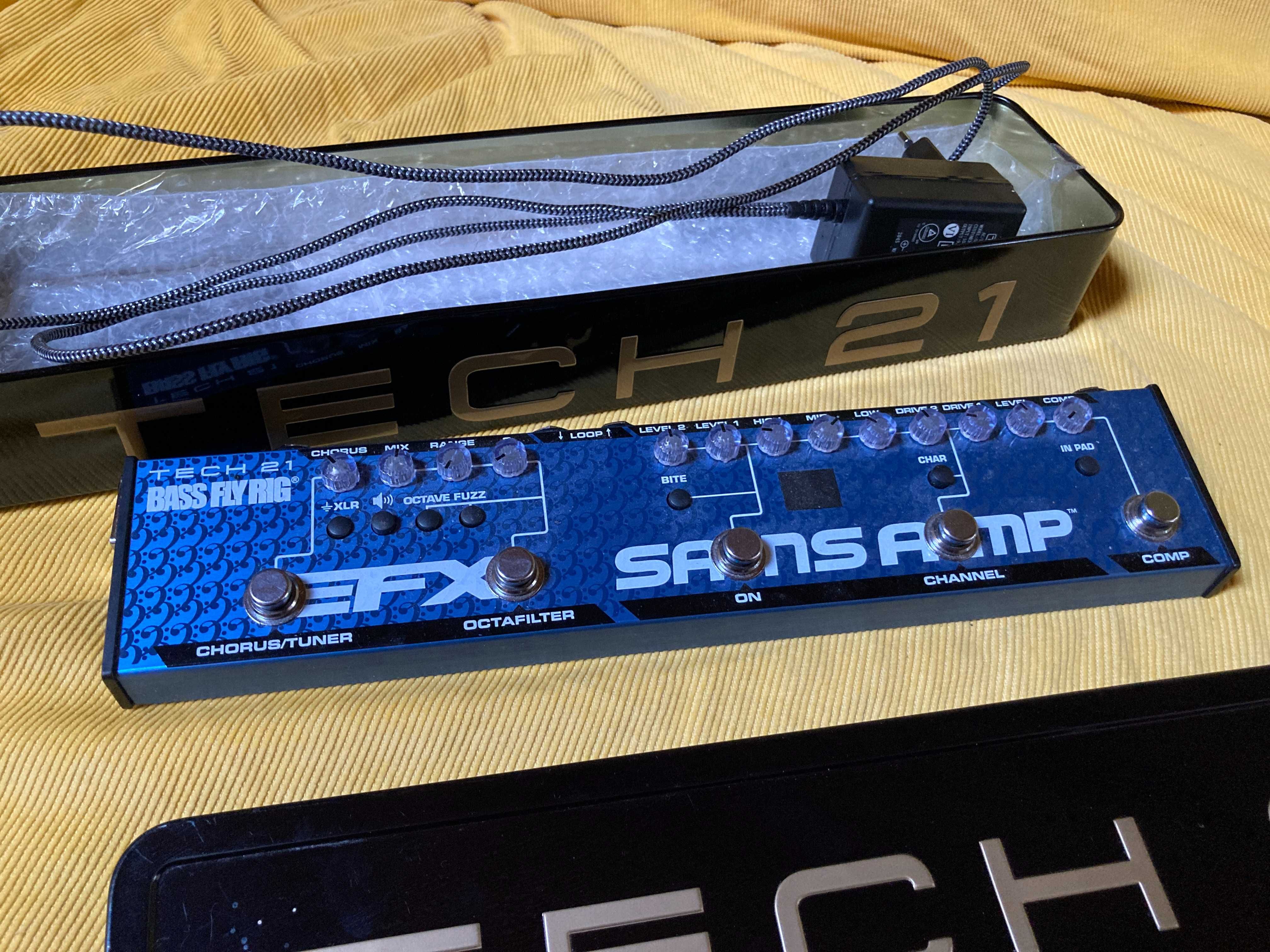 sansamp Tech 21 Bass Fly Rig