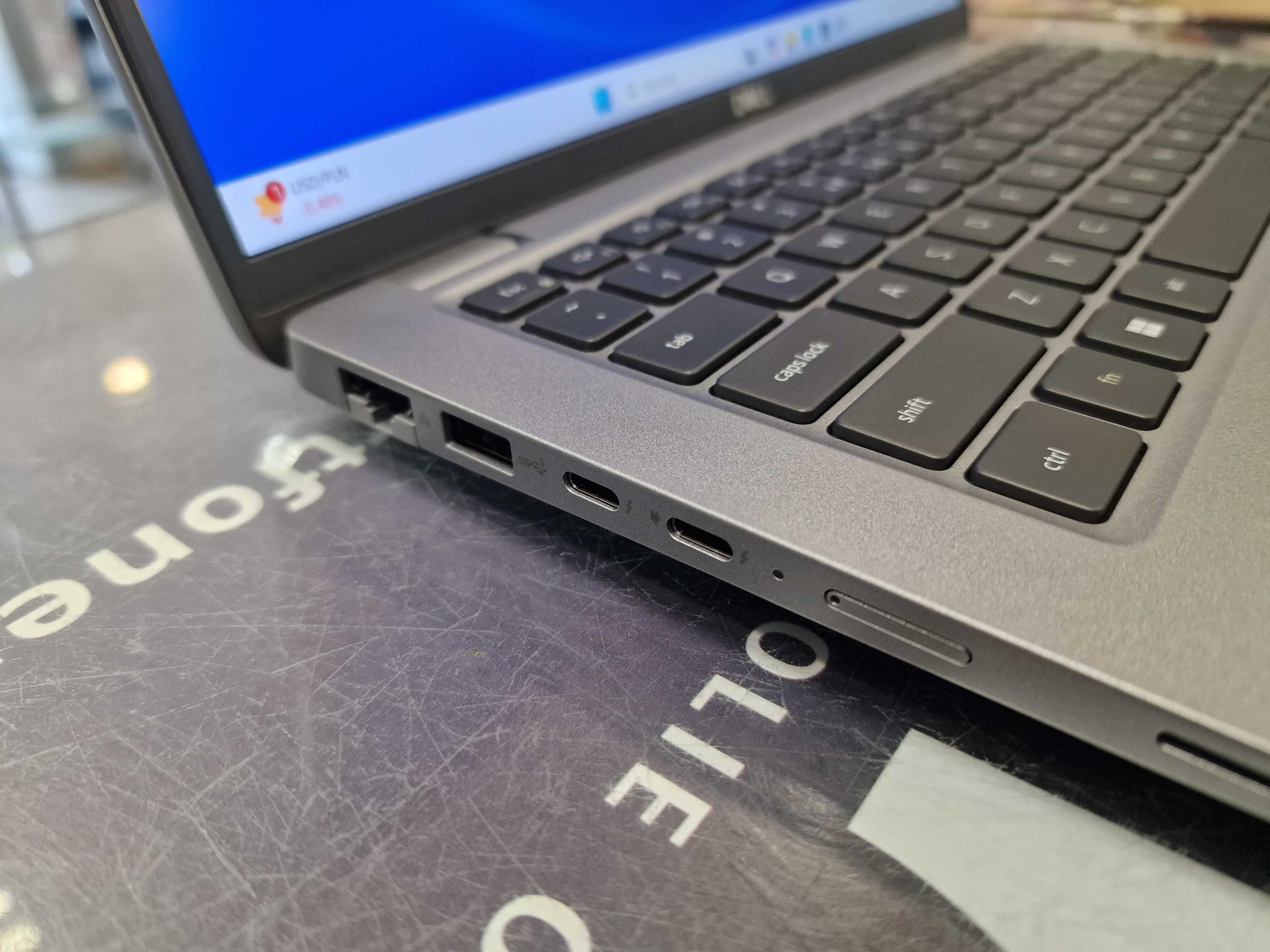 DELL LATITUDE 5450/ Ultra 5 135H 3.60 GHz/ 16GB/ 256GB/ 14" FHD/ A++