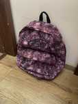 Fioletowy plecak galaxy firmy Vans