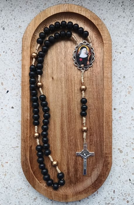 Różaniec ze świętą Ritą