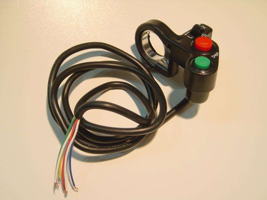 Botões de guiador para comando de piscas, luzes e buzina