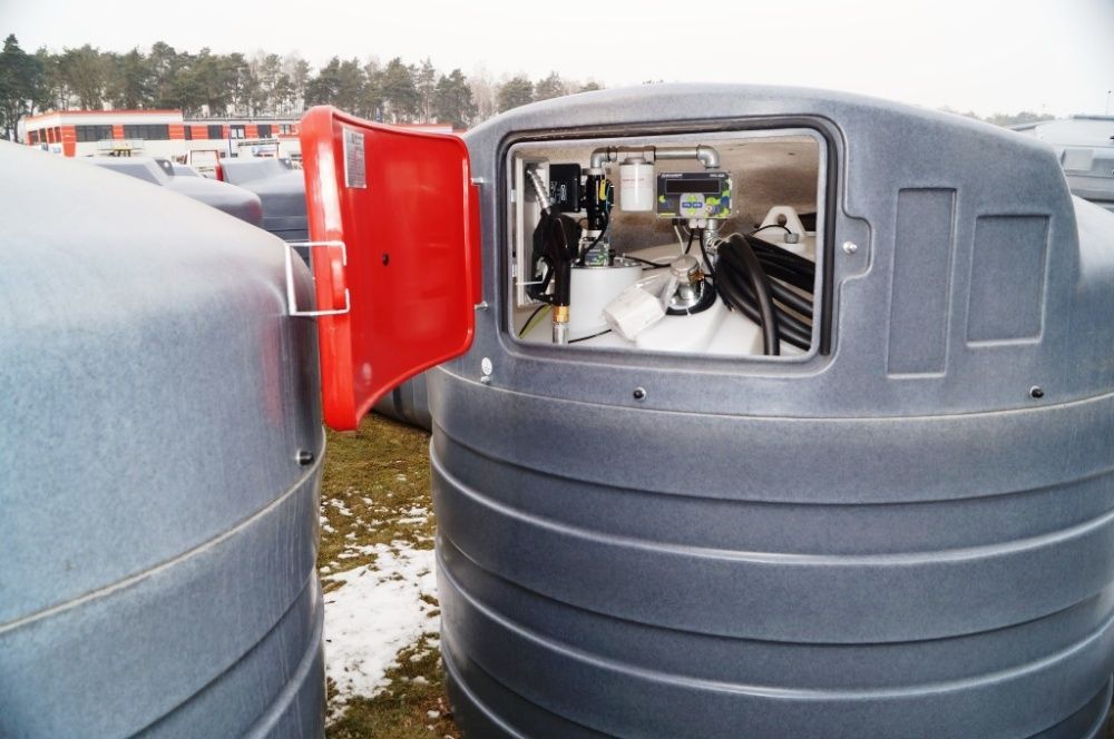 PIOTRKÓW TRYB. Zbiornik na paliwo dwupłaszczowy 5000l ECO-Line SWIMER