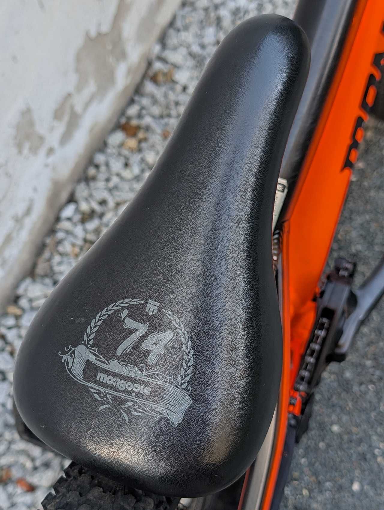 Rower Mongoose Fireball 26 Orange Dirt Street