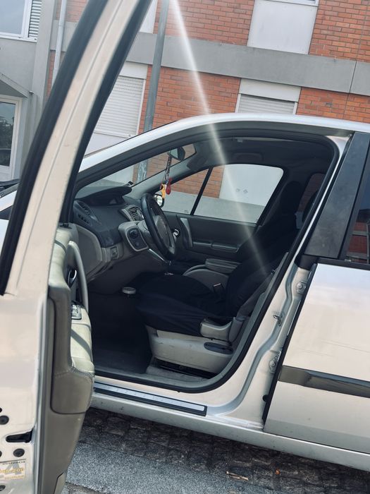 Renault scenic 1.5 DCI 7 Lugares