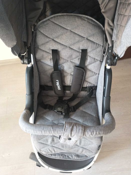 Wózek spacerowy Rapid  4 BABY plus (6 akcesori)