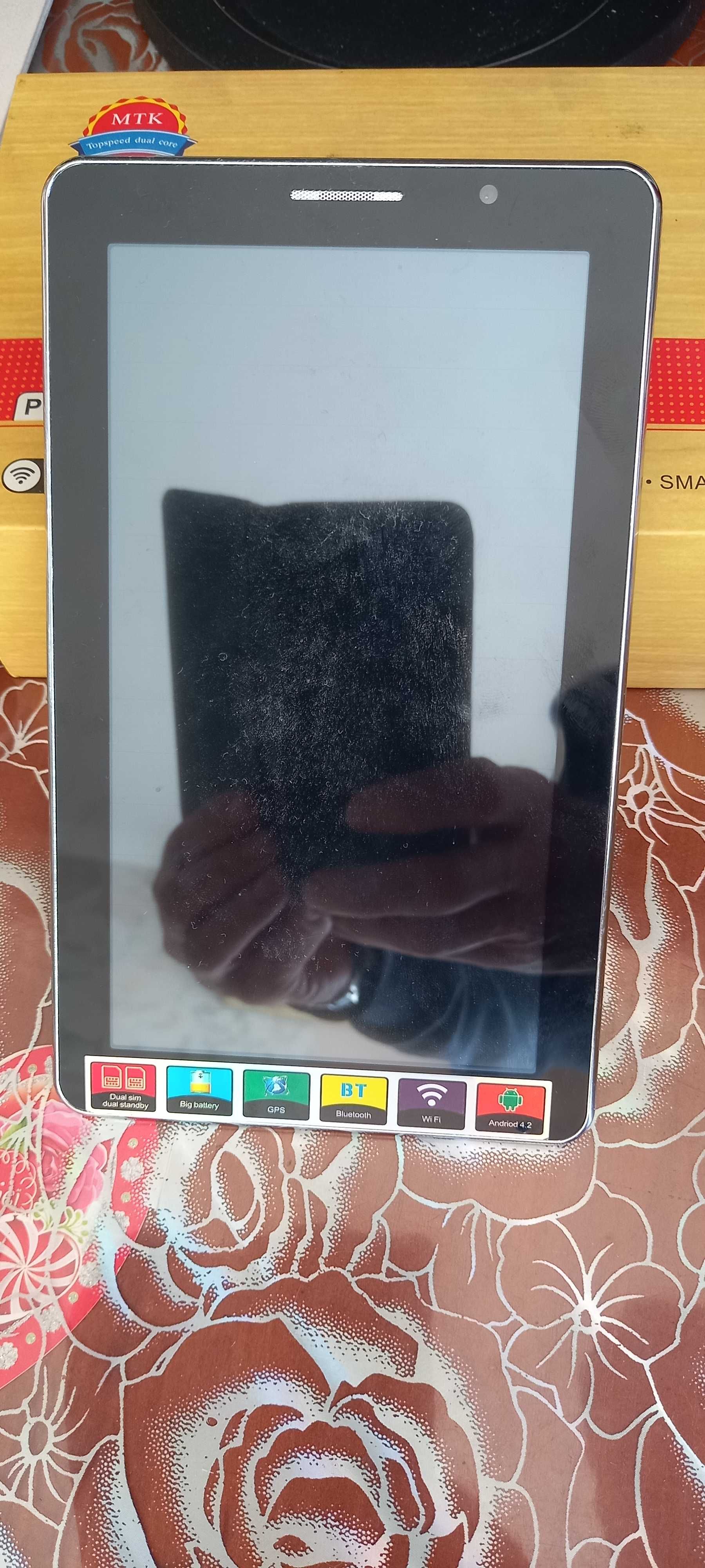 Планшет Tablet PC P1000