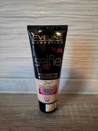 Eveline Cosmetics. Nowy podkład / korektor, 02 Ivory