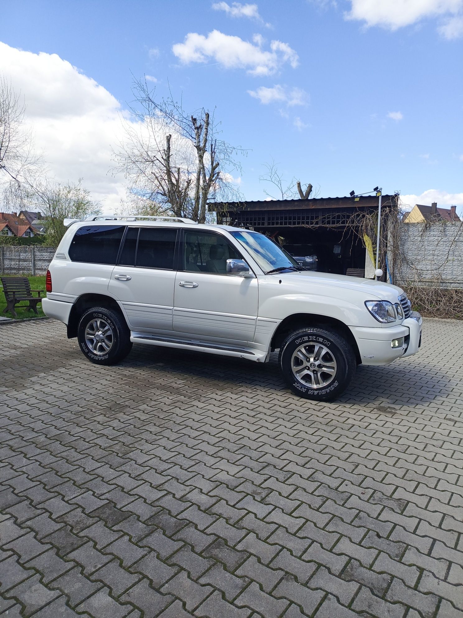 Lexus LX 470 V8 4x4 terenowy SUV