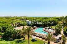 Luxuoso apartamento T3 no último piso e com vista mar no Pine Cliffs