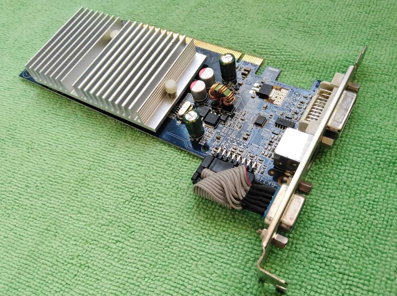 Видеокарта GIGABYTE GV-NX84G256HE