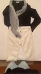 Conjunto de calcas, camisa e echarpe