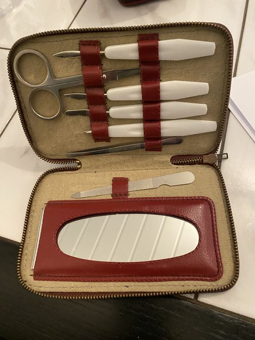 Przybornik do paznokci