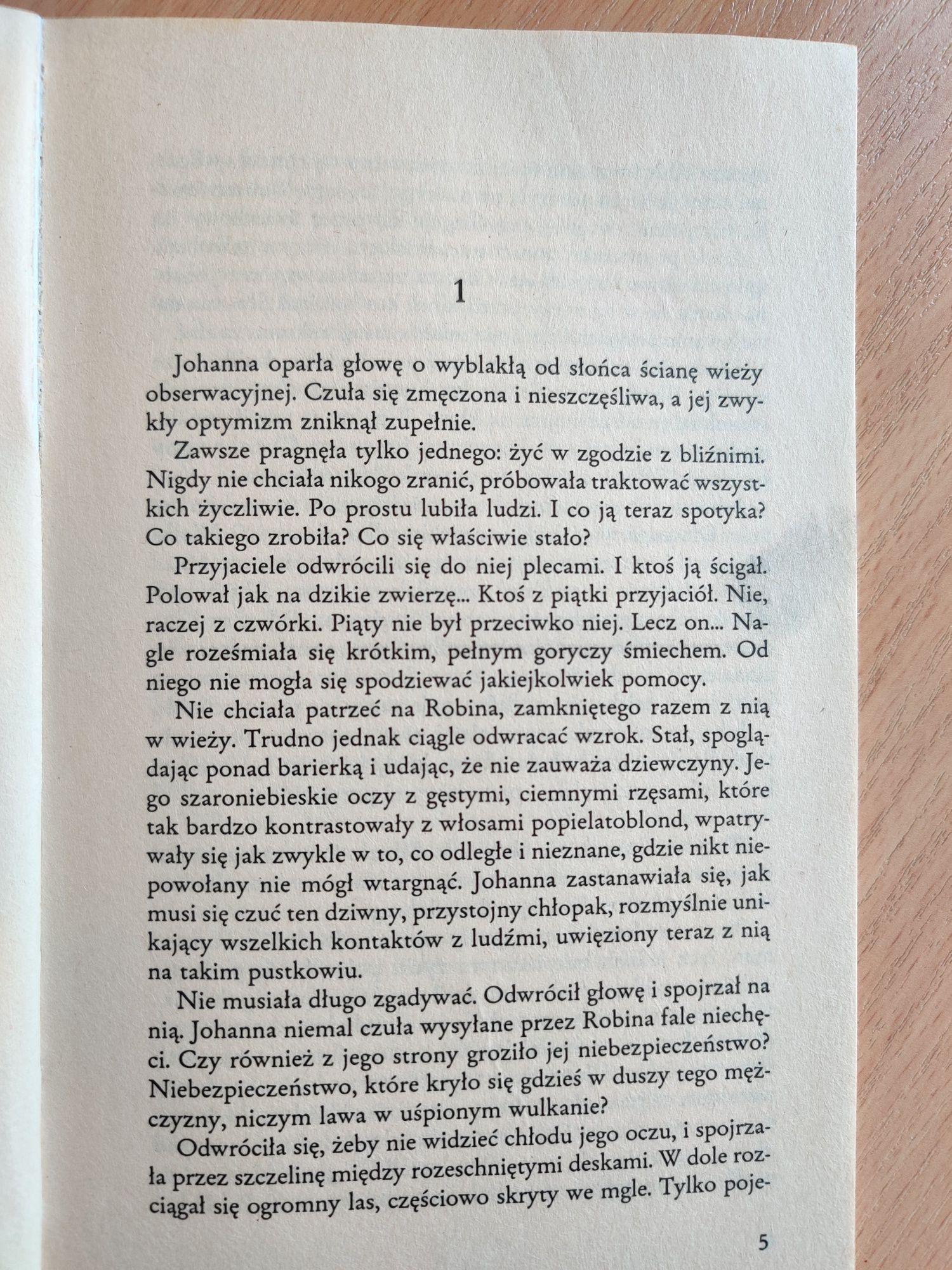 Ucieczka. Margit Sandemo.