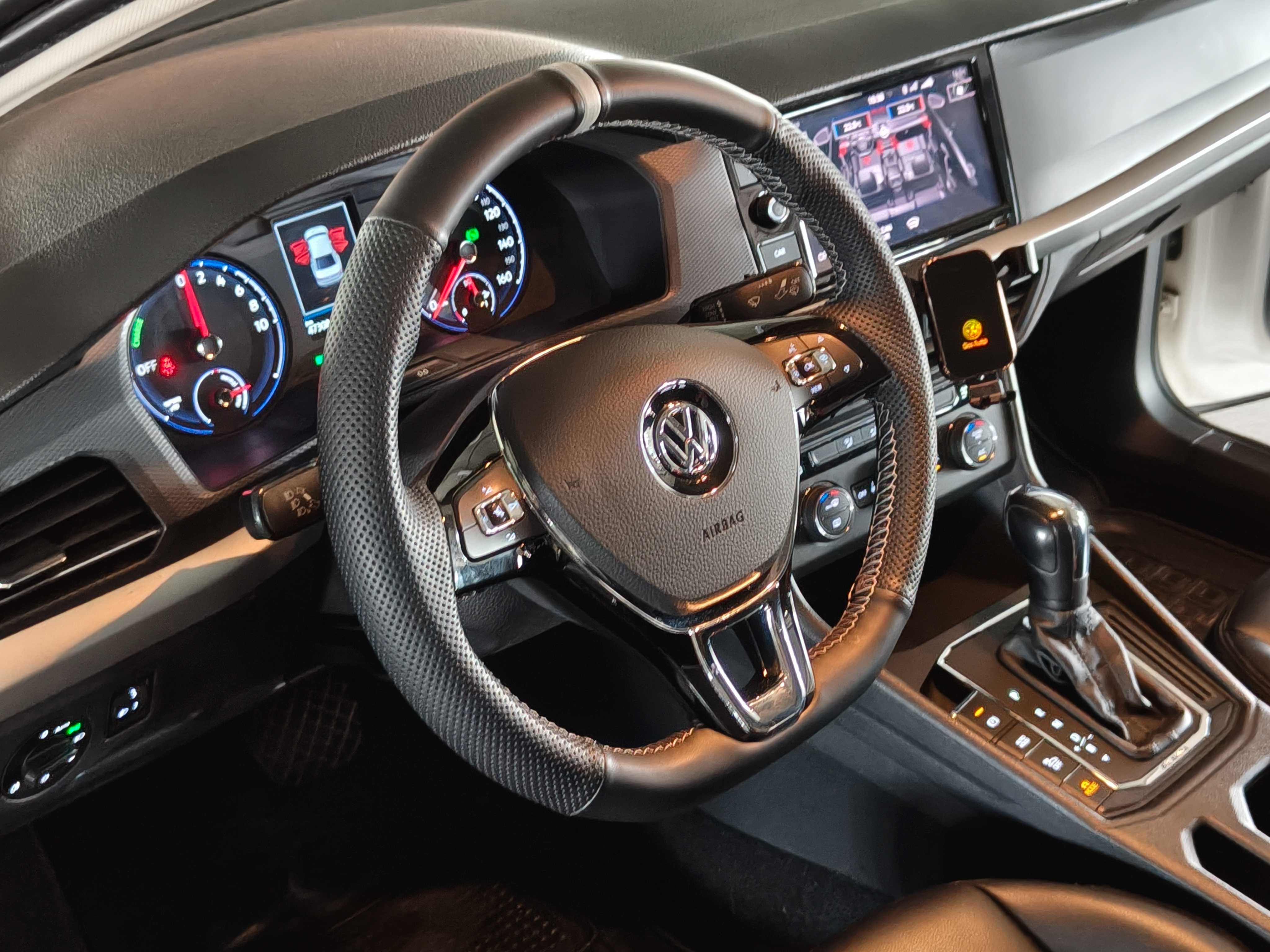 Volkswagen e-Lavida 2019
