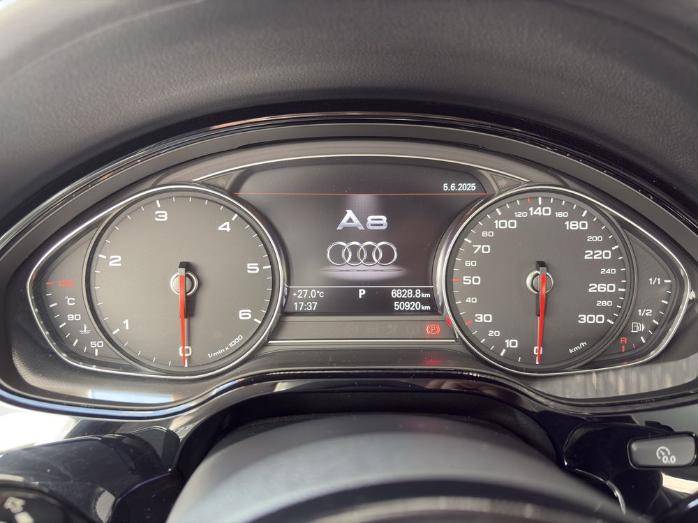 Audi A8 3.0T Nacional