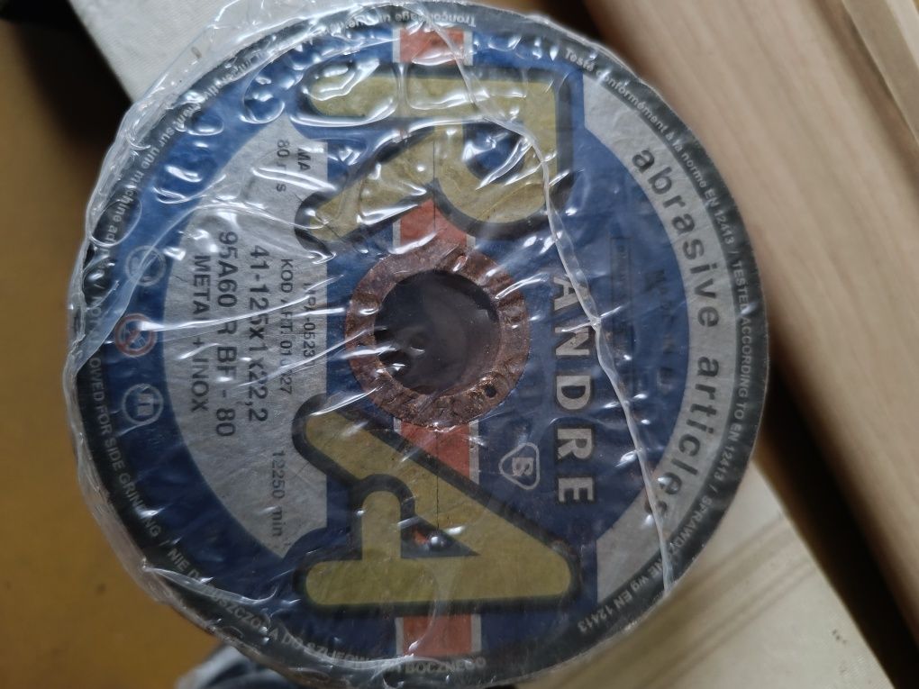 Tarcze Andre do cięcia metalu i stali 5 opak po 10 sztuk (50 sztuk)