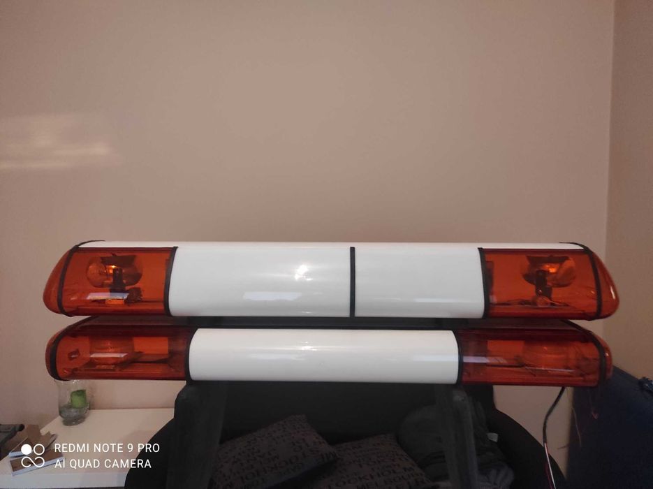 Lampa belka ostrzegawcza Elfir na stroboskopie i Elektra na obrotówce