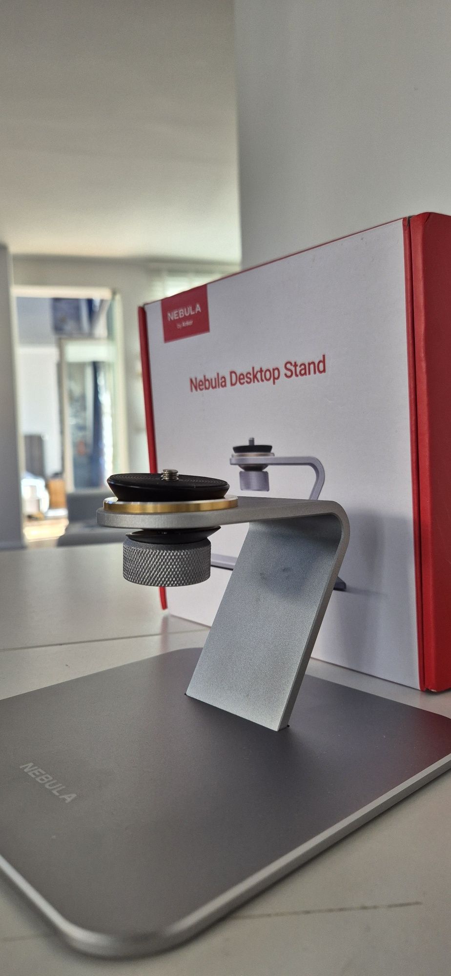 Stand, podstawa, statyw, uchwyt Nebula pod projektor, aparat itp