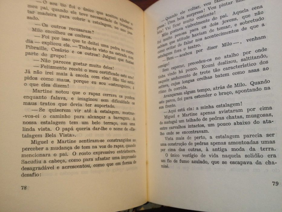 Colecção Biblioteca da Juventude (vários volumes)