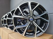 Volvo 18 " Nowe 5x108 XC40 XC60 V40 V60 V90 Cross Country Czarne Felgi