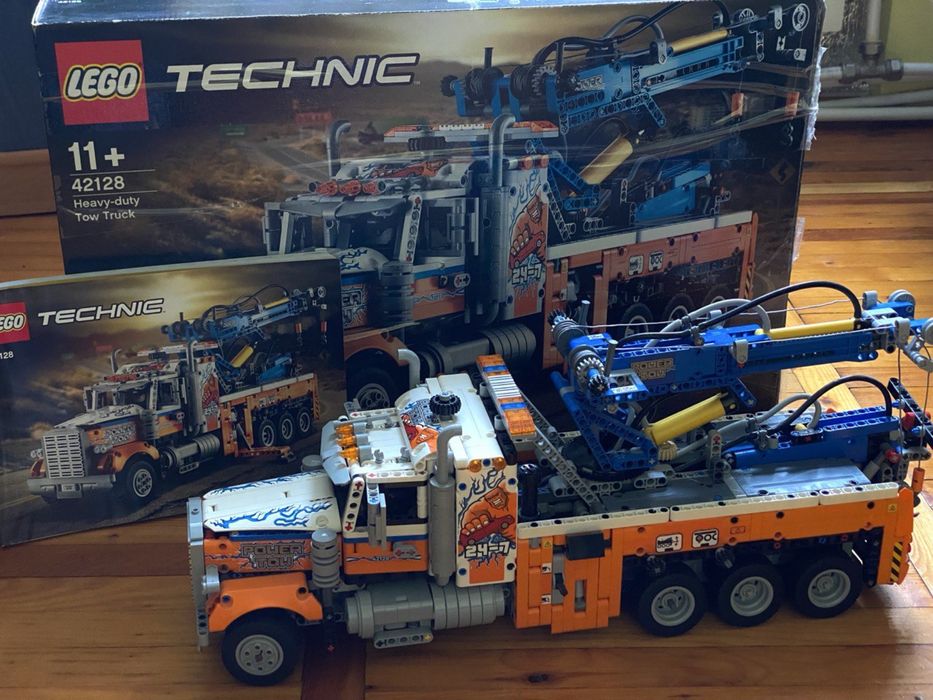 lego technic 42128