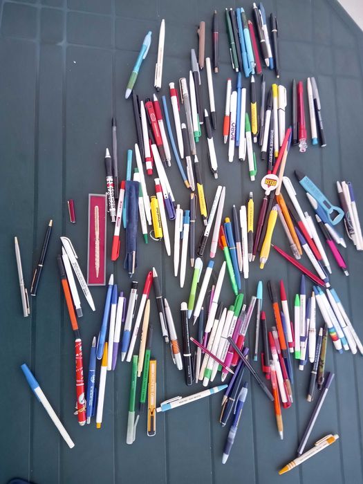 Canetas com publicidade