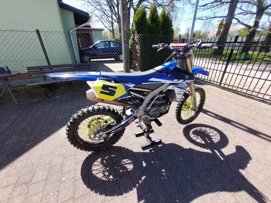 Yamaha 450 YZF 2015 od nowosci 63mtg. Akrapovic.