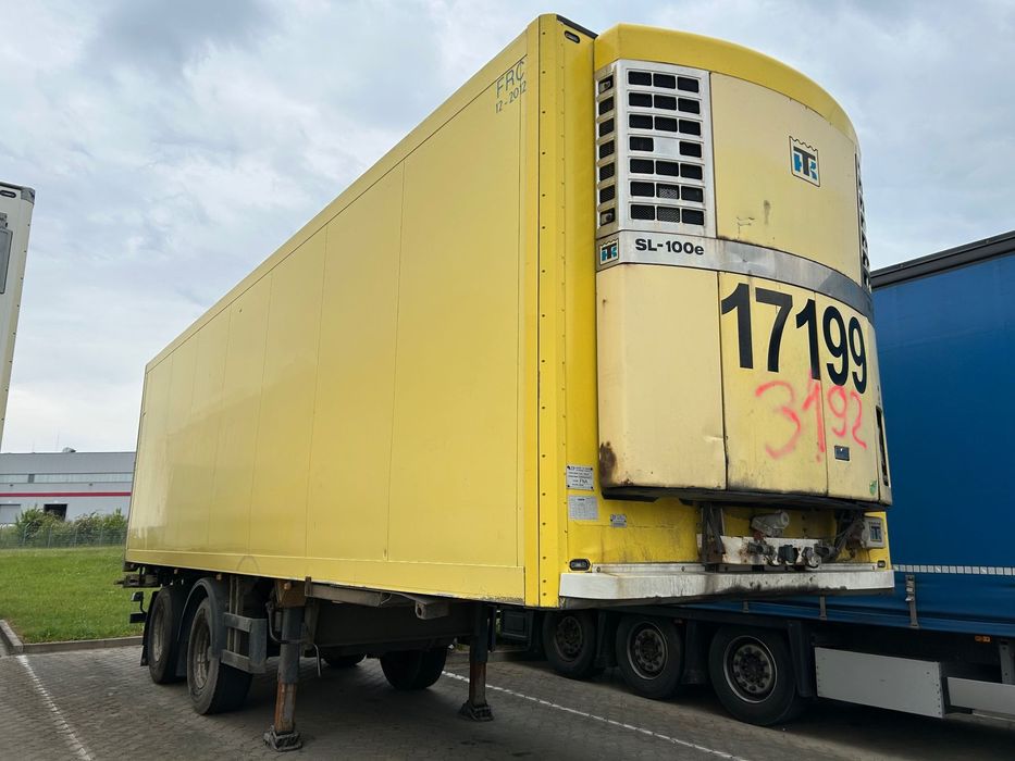 Schmitz Cargobull -  Thermo King SL-100e; SAF; oś skrętna; winda; roleta; ściana grodziowa