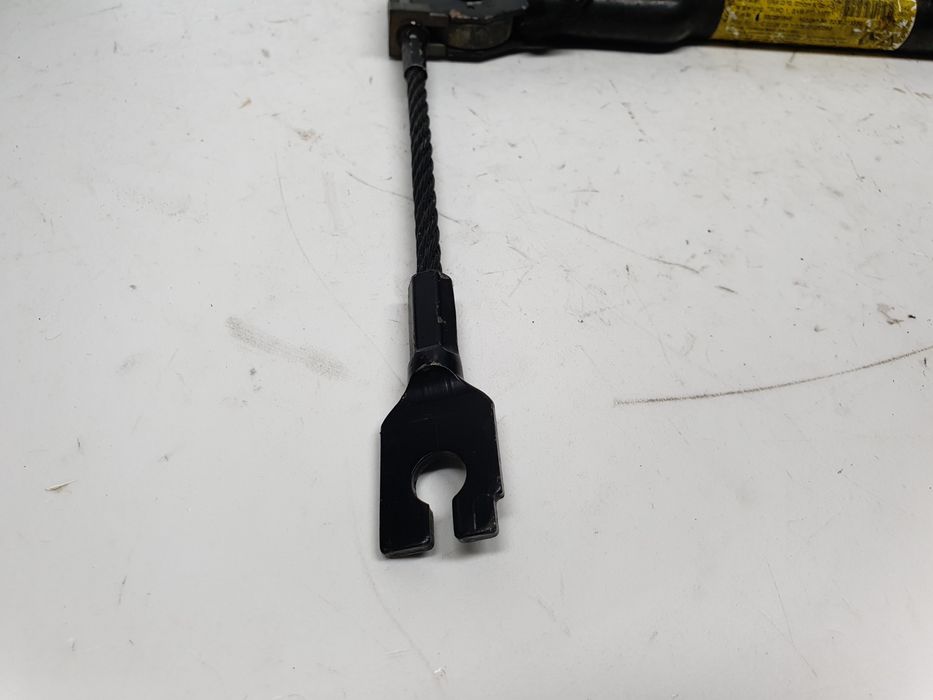 Encaixe de cinto frente esquerdo RENAULT Modus/Grand Modus (F/JP0_)