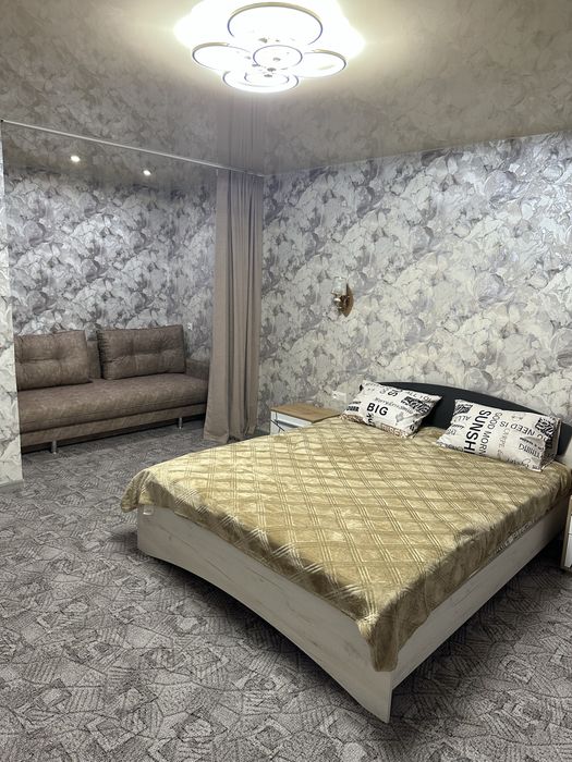 Оренда квартири подобово м. Лозова