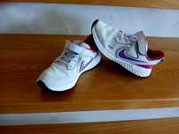 Buty sportowe Nike 31,5