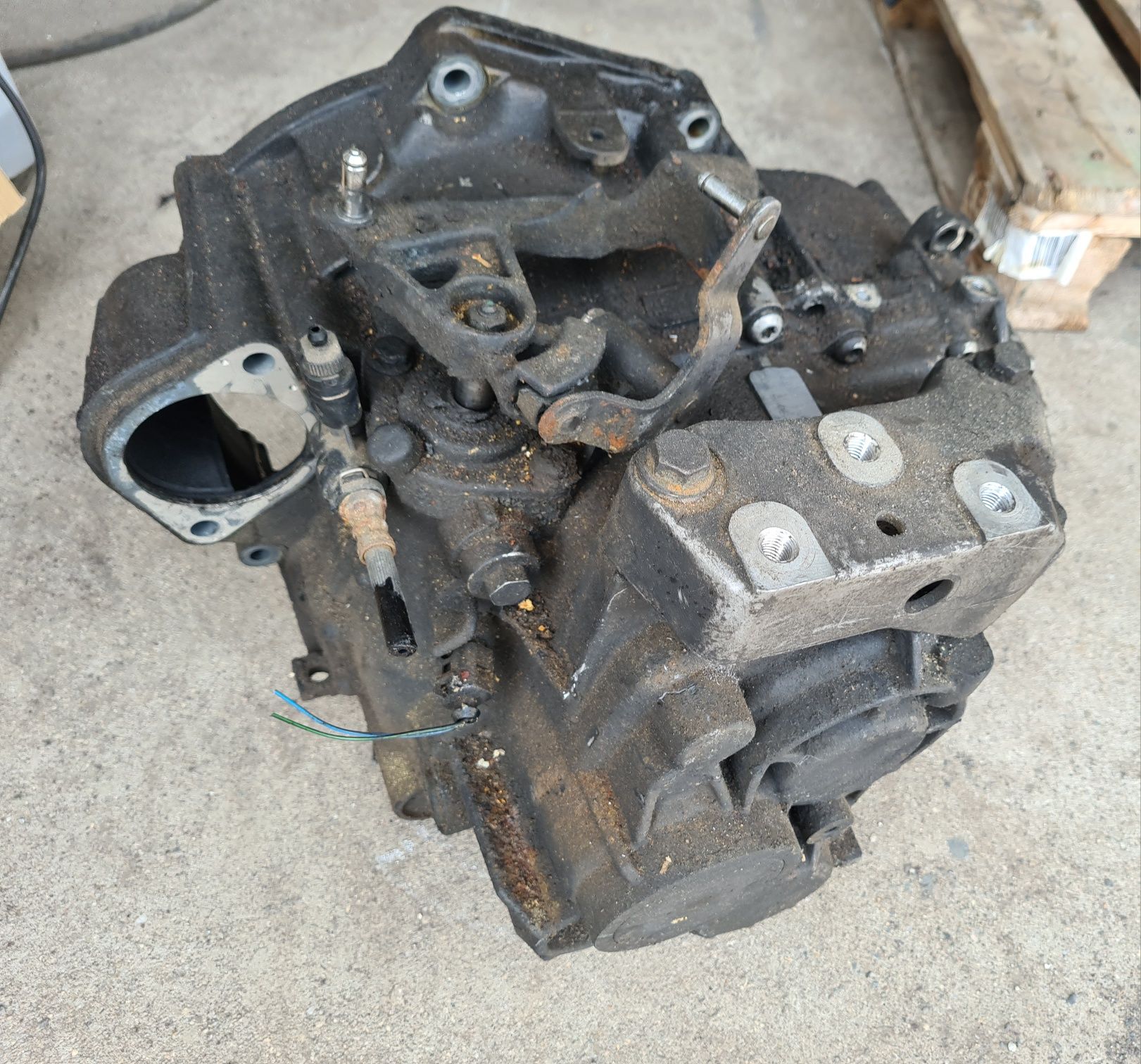 SKRZYNIA 6 biegów JLU 2.0tdi BKP Audi A3 8P VW Passat B6 Touran Golf 5