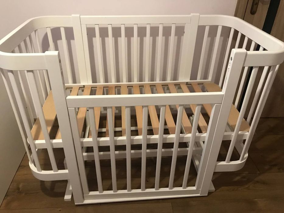 Дитяче ліжко гойдлака для немовля