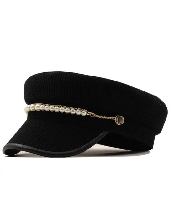 зимня шапка берет з жемчугом кепка