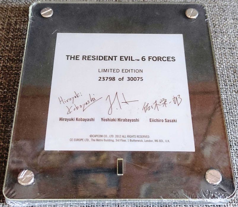 Resident Evil 6 Forces Emblems Medals Medale New & Sealed RARE!