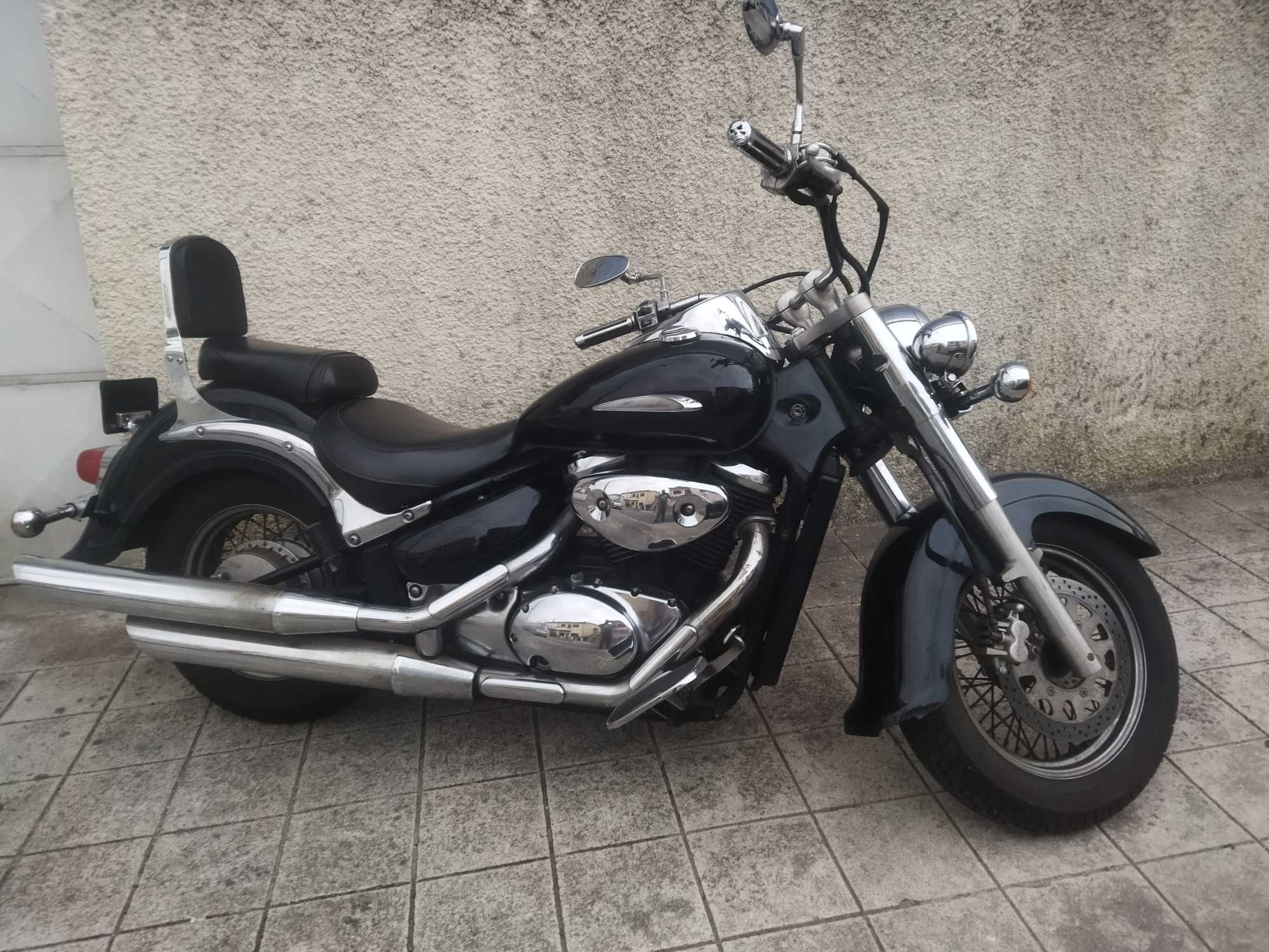Suzuki Intruder Volusia 800