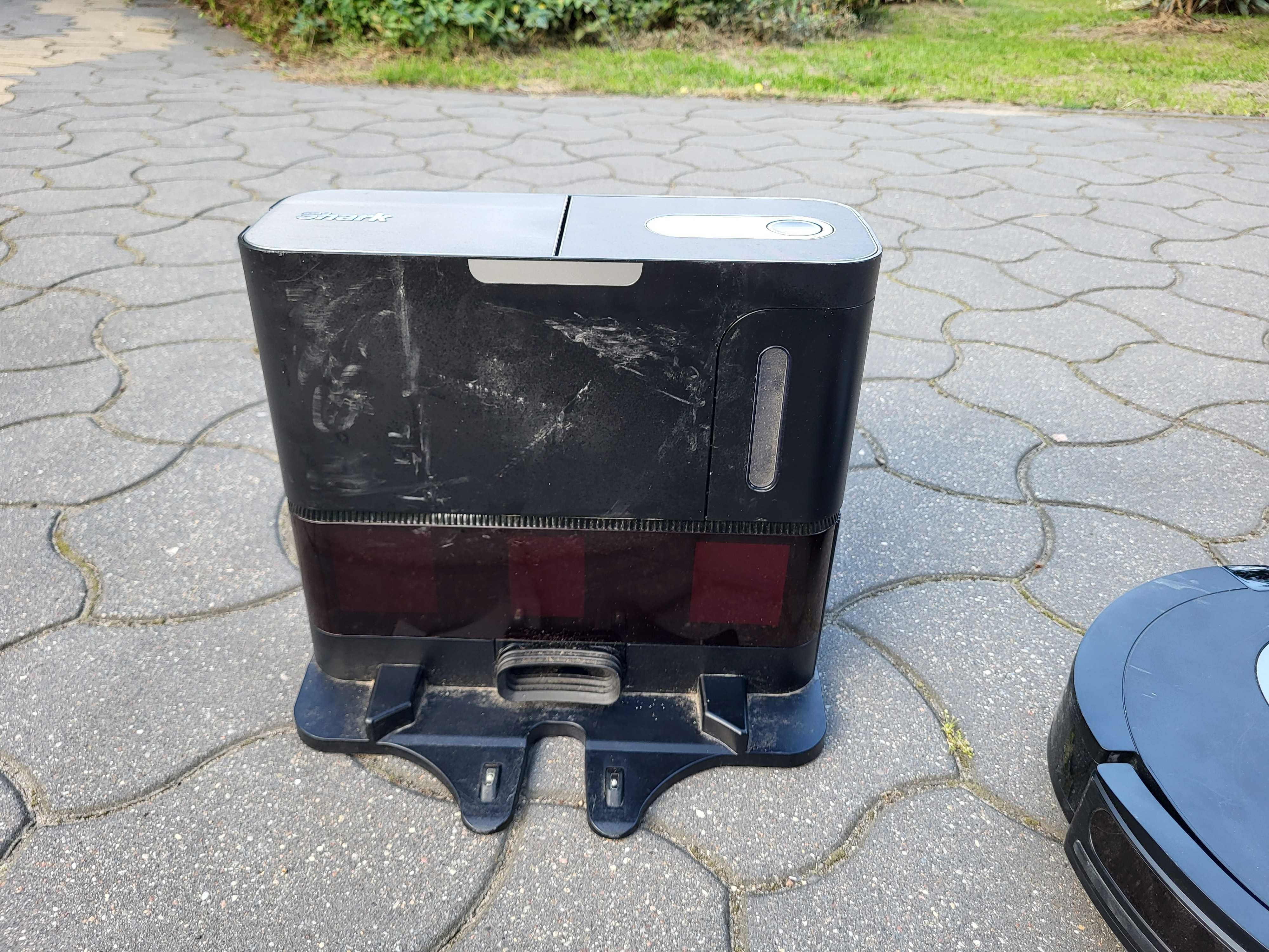 Robot sprzątający ze stacją odsysającą Shark Power Vacuum cleaner moc