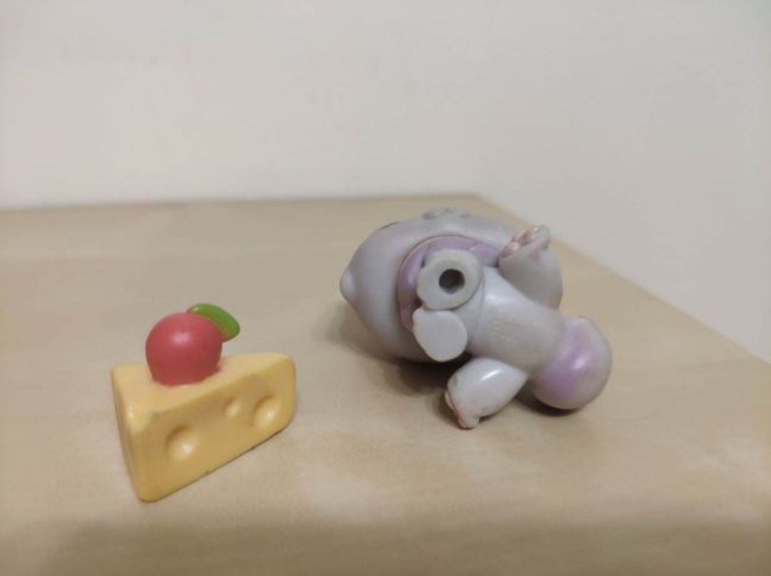 Oryginalna figurka Littlest Pet Shop LPS firmy Hasbro kot kotek perski