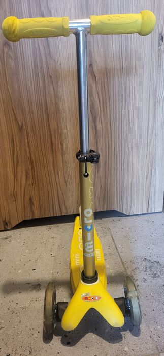 Hulajnoga mini micro deluxe