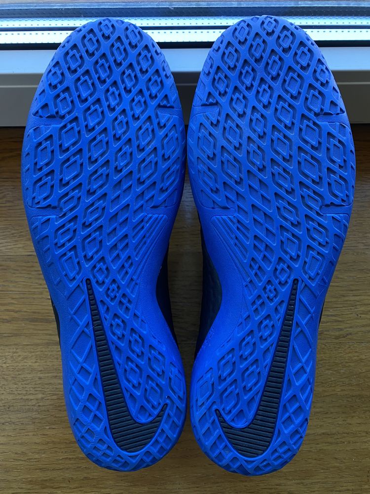 Nike Hypervenom футбольные футзалки сороконожки 42 42.5 найк