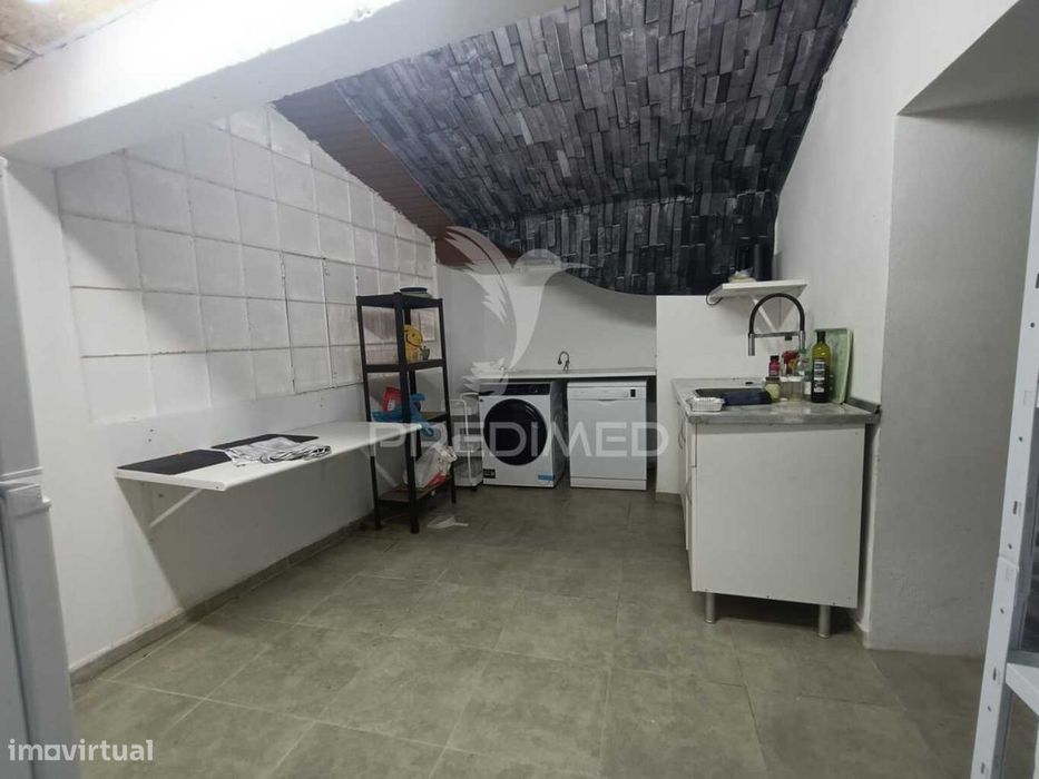 Moradia T2 em Urqueira