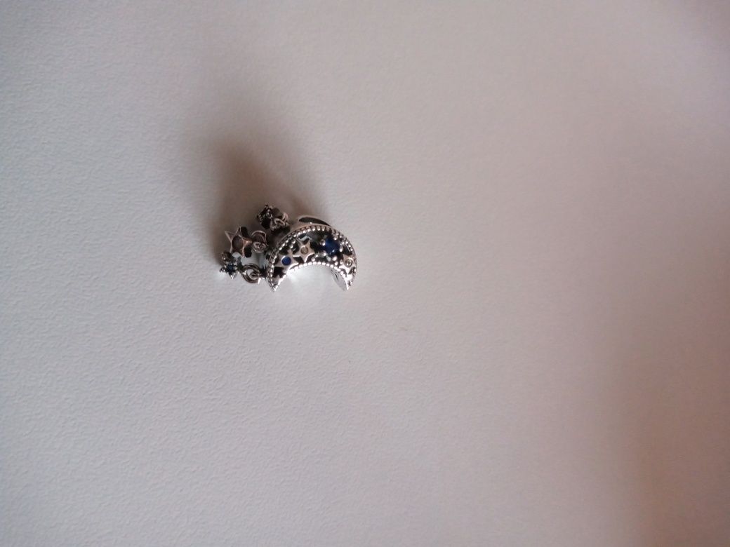 Charms do bransoletek typu Pandora, nowy.