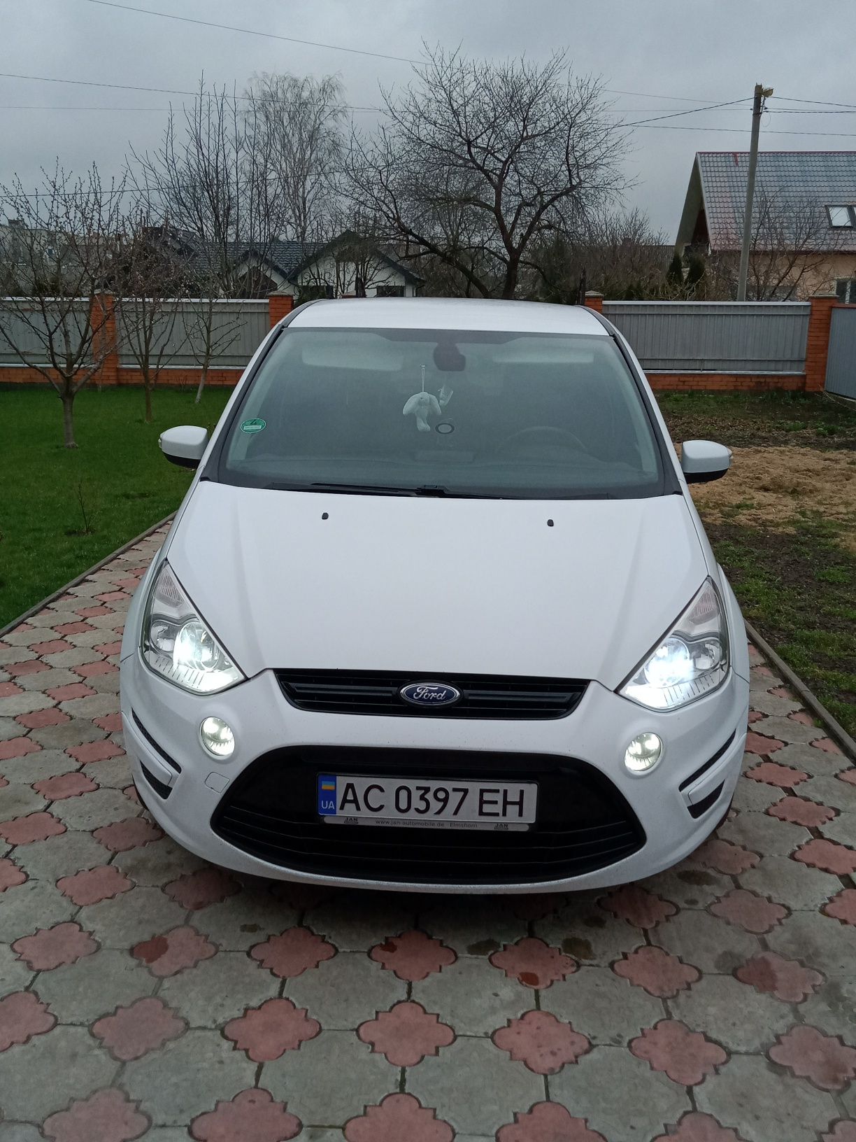 Продам Ford S-Max 1.6 TDCi