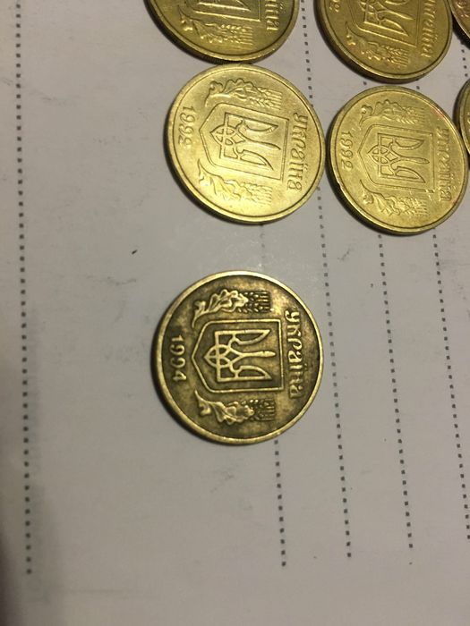 25 копеек луганский чекан 1992/94г мелкий и крупный гурт.