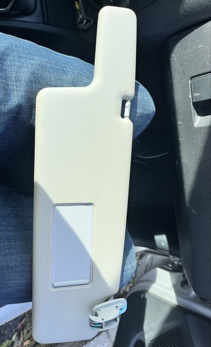 Сонцезахисний козирьок Skoda fabia 1