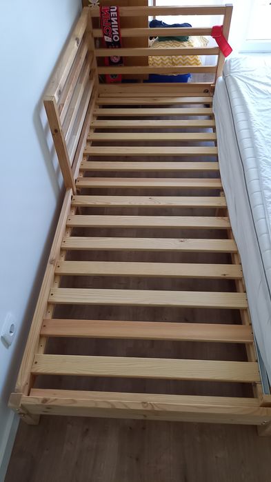 Cama de  solteiro