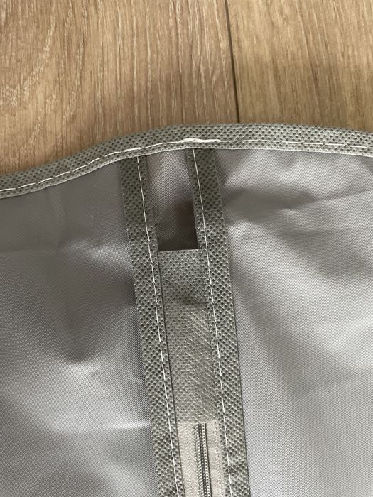 Pokrowiec na sukienkę